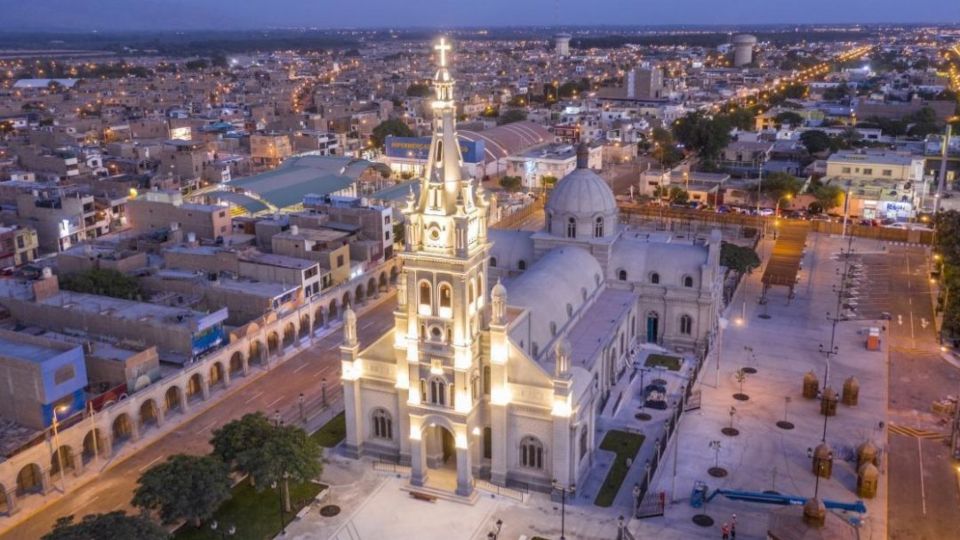 The Ultimate Travel Guide to Ica- Peru and Huacachina: Professional Insights