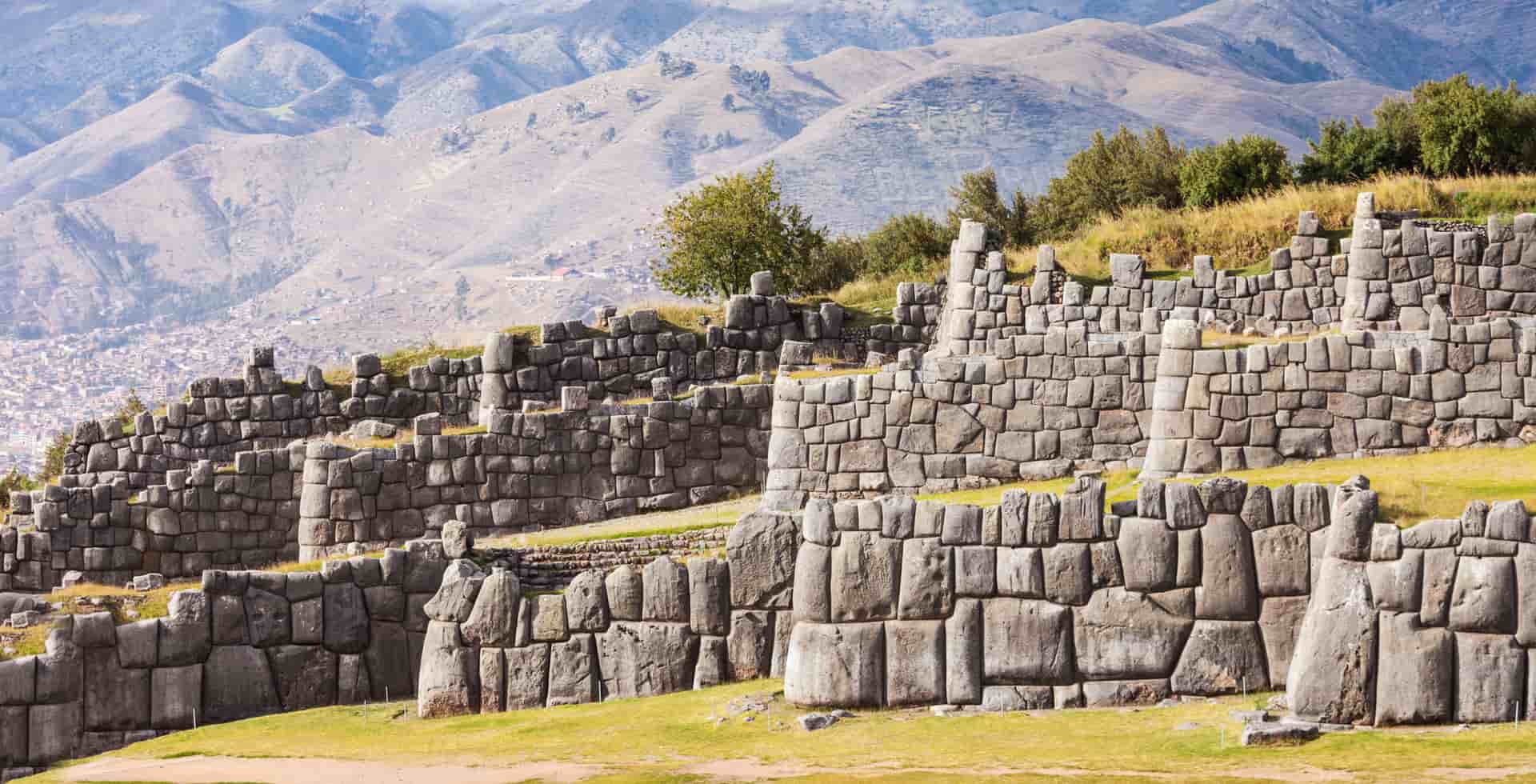 Discovering the Magic of Sacsayhuamán: A Professional Perspective.