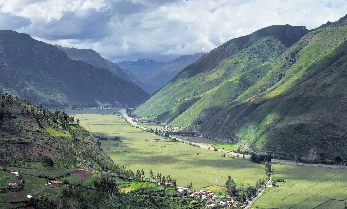 Journey Through History: Discovering the Ancient Treasures of the Sacred Valley.