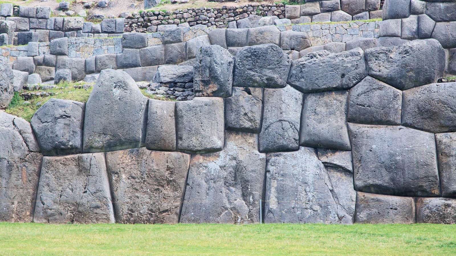 sacsayhuaman tour